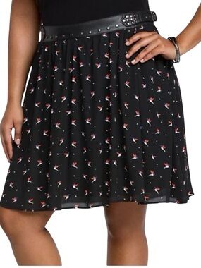 Torrid Hummingbird Print Skater Faux Leather Studded  Waistband Skirt Size 16
